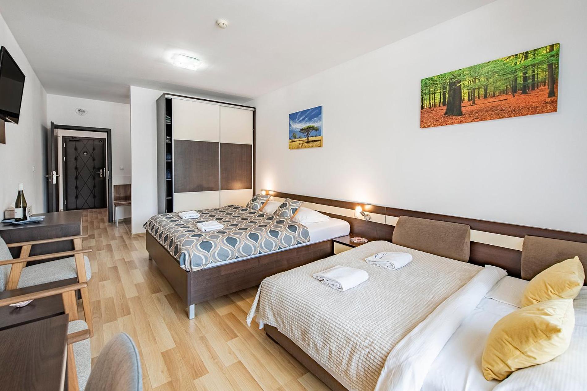 Besenova Apartman Korzar Ngoại thất bức ảnh
